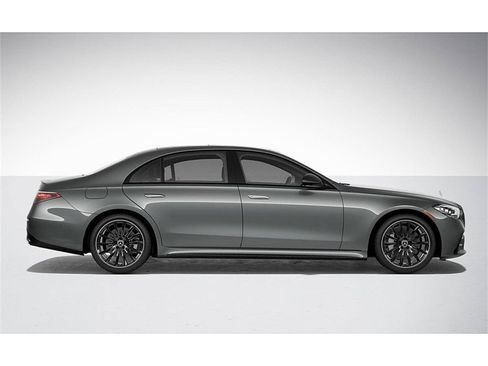 New 2025 Mercedes-Benz S 580 4MATIC Sedan image 16