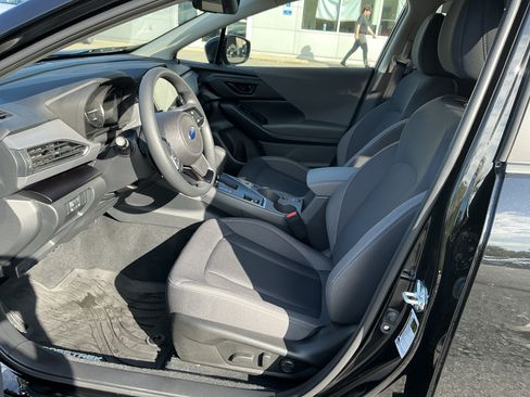 Used 2025 Subaru Crosstrek 2.5i Premium AWD/4WD image 20