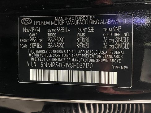 Used 2025 Hyundai Santa Fe Limited image 34