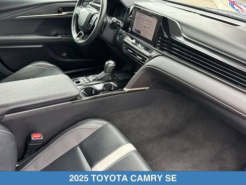 Used 2025 Toyota Camry SE FWD image 17