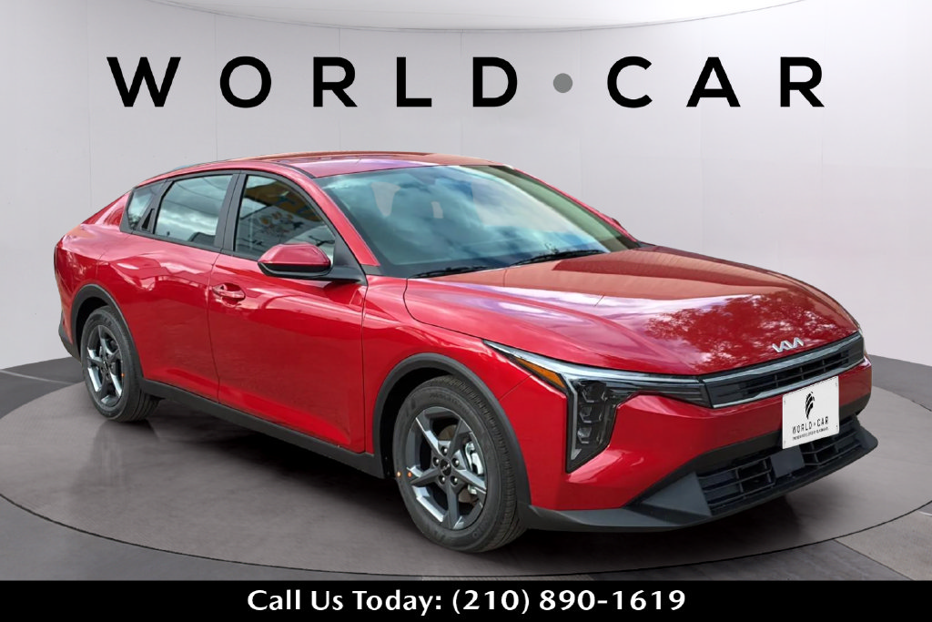 Used 2026 Kia K4 FWD image 1