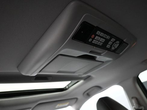 Used 2017 Honda Pilot Elite image 21