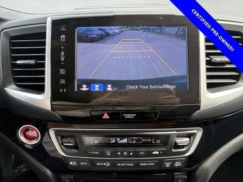 Used 2017 Honda Pilot Touring image 27