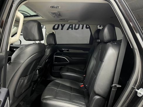 Used 2021 Kia Telluride EX w/ EX Premium Package AWD/4WD image 30