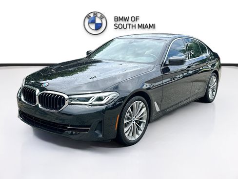 Certified 2023 BMW 530i w/ Convenience Package RWD image 3