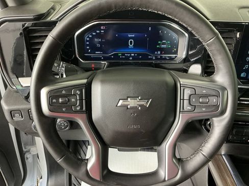 Used 2024 Chevrolet Silverado 1500 RST AWD/4WD image 18