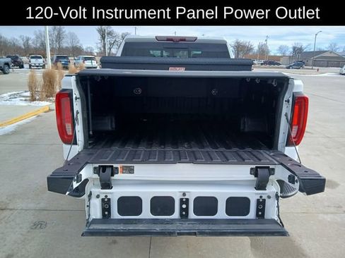 Certified 2021 GMC Sierra 1500 AT4 w/ AT4 Premium Package image 19