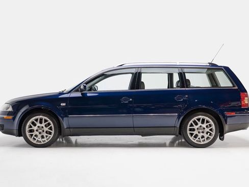 Used 2004 Volkswagen Passat W8 AWD/4WD image 11