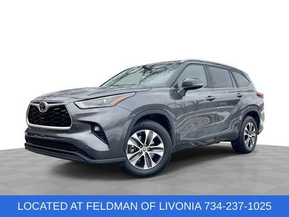 Used 2023 Toyota Highlander L