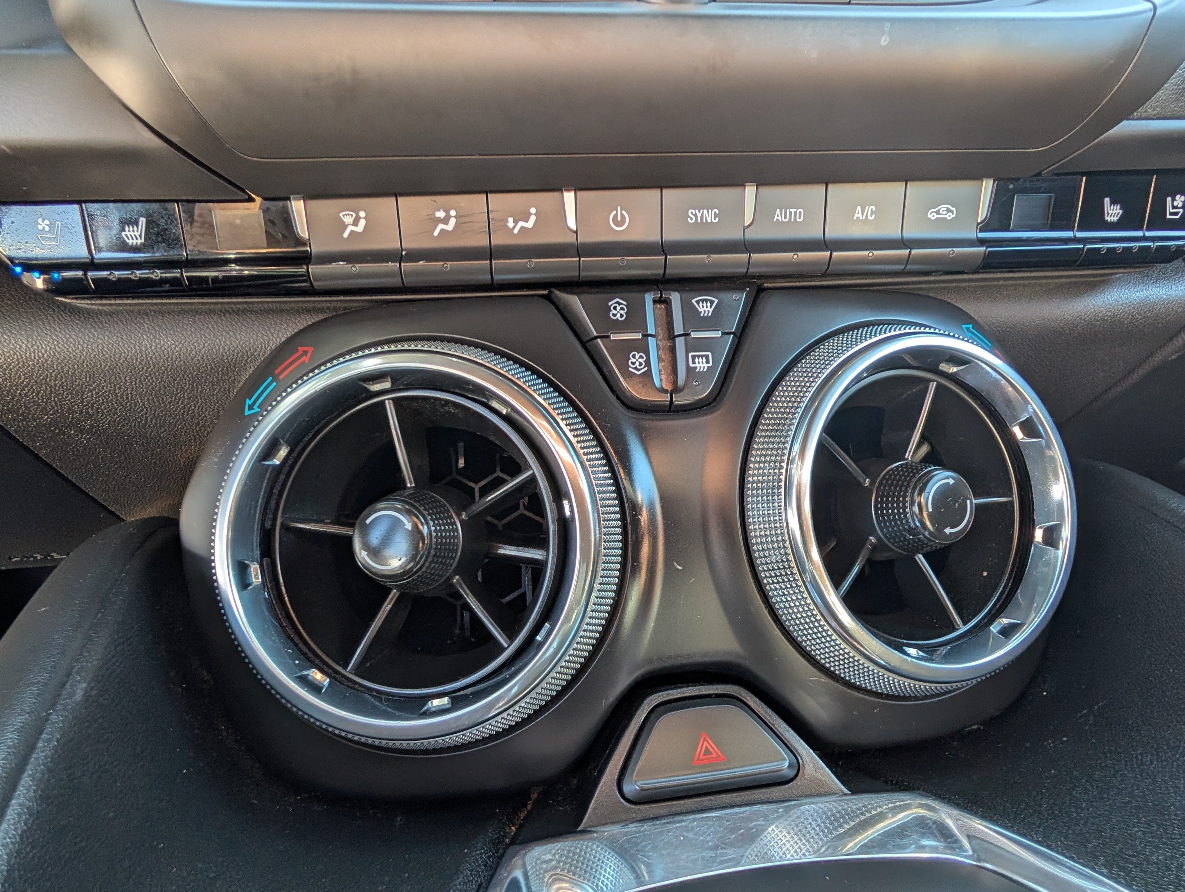 Used 2020 Chevrolet Camaro SS RWD image 28