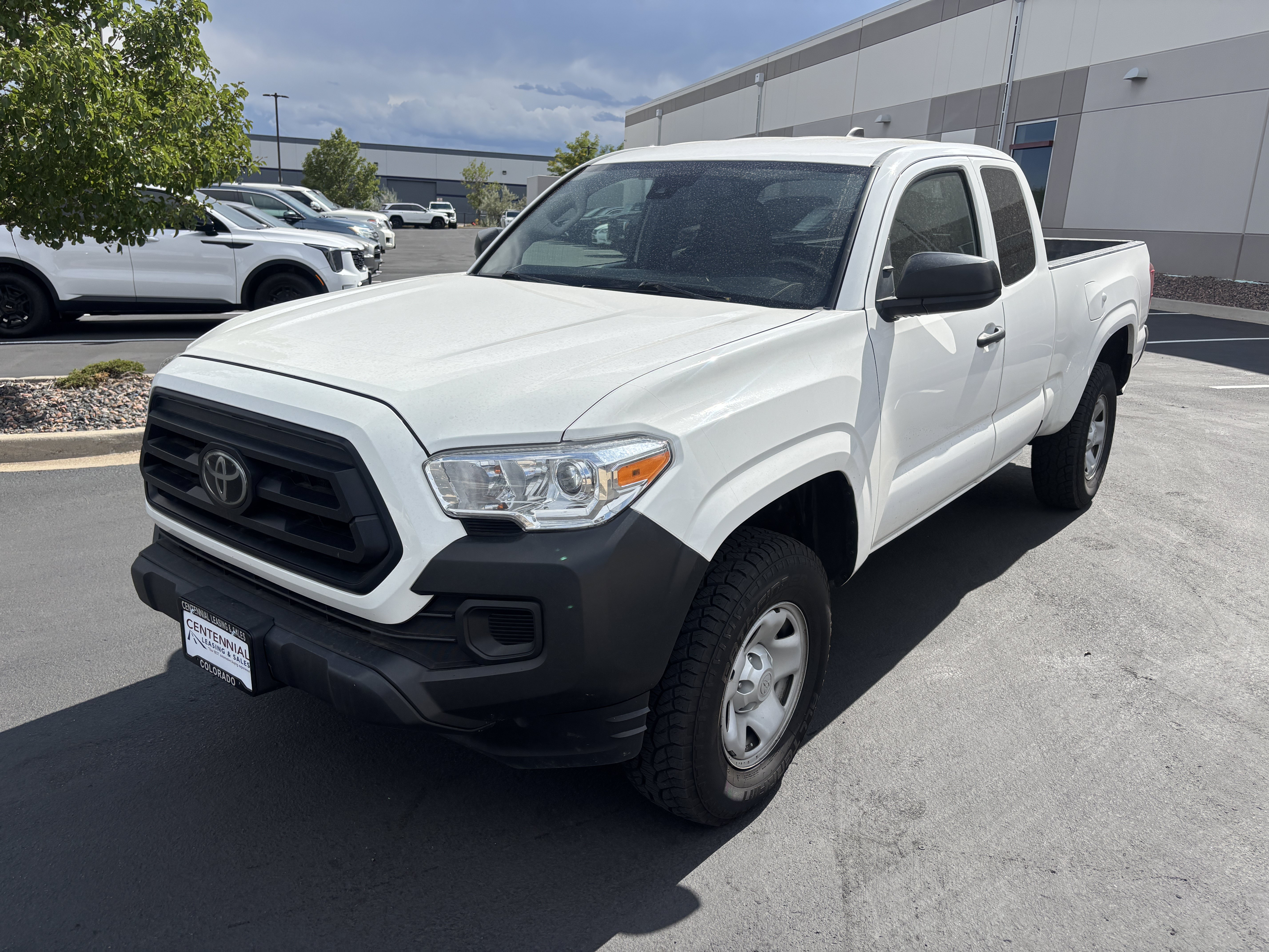 Used 2022 Toyota Tacoma SR AWD/4WD image 3
