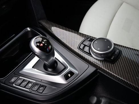 Used 2017 BMW M4 Competition image 20