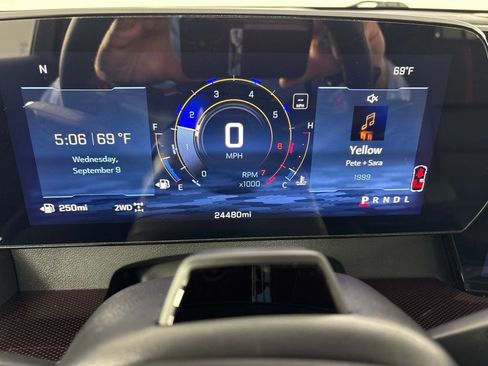 Used 2024 Chevrolet Traverse RS w/ LPO, Floor Liner Package AWD/4WD image 14
