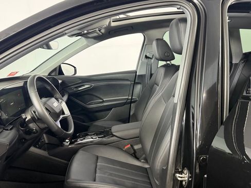 Used 2025 Audi Q6 e-tron Premium w/ Convenience Package AWD/4WD image 15