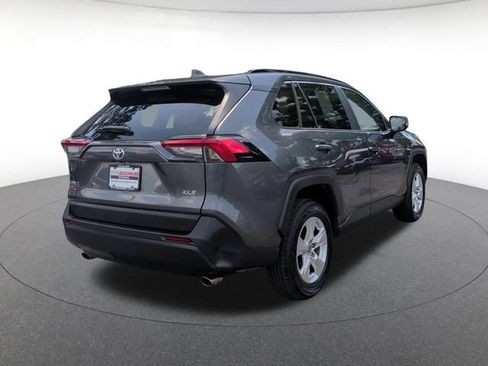 Used 2021 Toyota RAV4 XLE FWD image 6