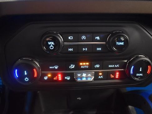 Used 2022 Ford Bronco Outer Banks AWD/4WD image 24