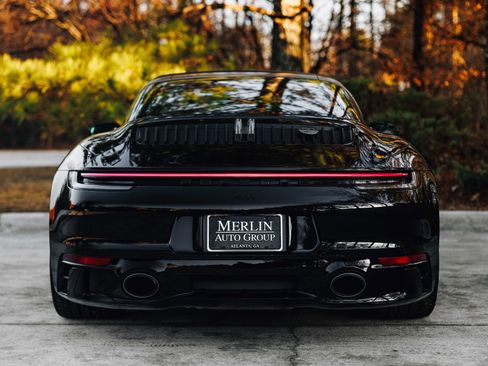 Used 2022 Porsche 911 50th Anniversary Edition w/ Extended Leather Package AWD/4WD image 8