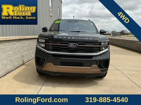 Used 2025 Ford Expedition Max King Ranch AWD/4WD image 4