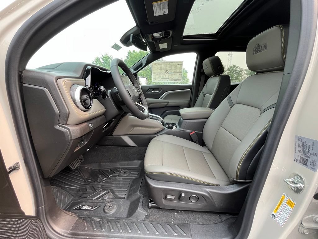 New 2026 Chevrolet Colorado ZR2 w/ ZR2 Bison Edition AWD/4WD image 8