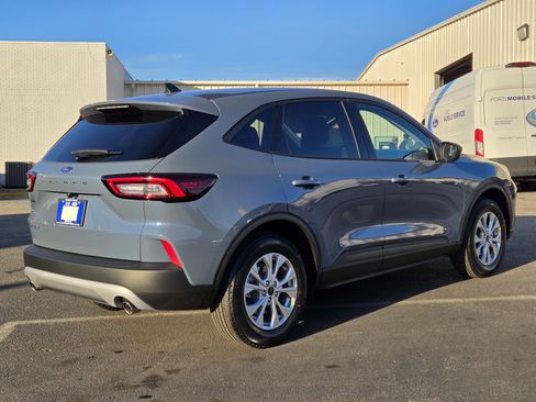 New 2026 Ford Escape Active image 7