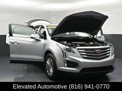 Used 2017 Cadillac XT5 Luxury w/ Driver Awareness Package FWD image 40