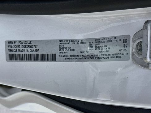 Used 2025 Chrysler Pacifica Limited FWD image 31