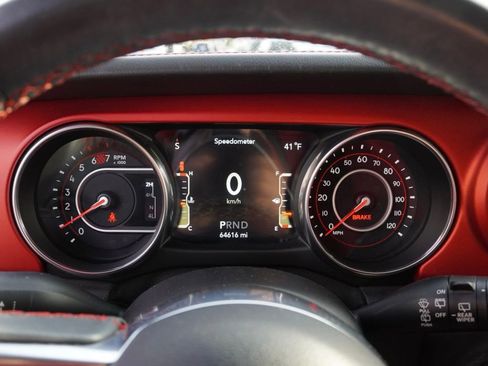 Used 2018 Jeep Wrangler Unlimited Rubicon image 10