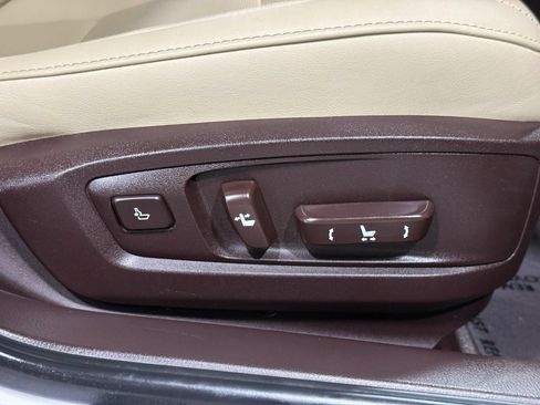 Used 2016 Lexus ES 350 w/ Premium Package w/Wood Trim FWD image 53
