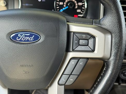 Used 2016 Ford F150 Lariat AWD/4WD image 20