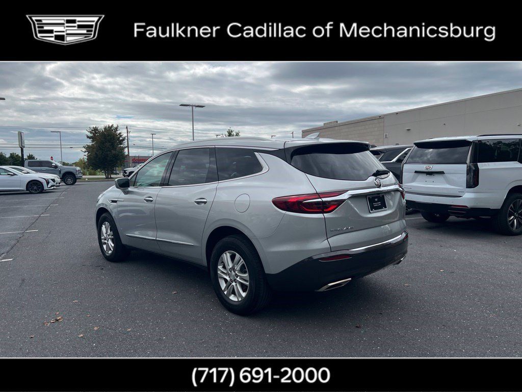 Used 2020 Buick Enclave Essence w/ Sound and Sites Package FWD image 8