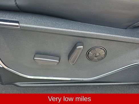 Used 2025 Ford F250 Platinum image 33