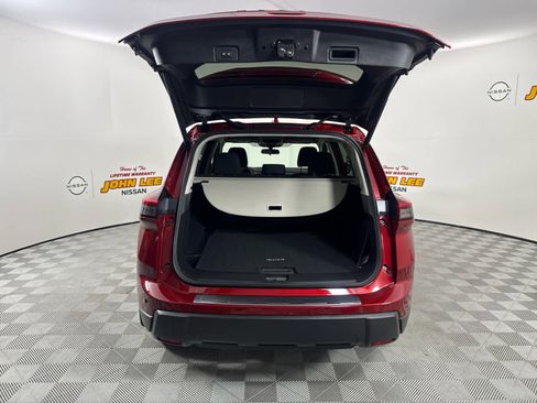 New 2026 Nissan Rogue SV image 5