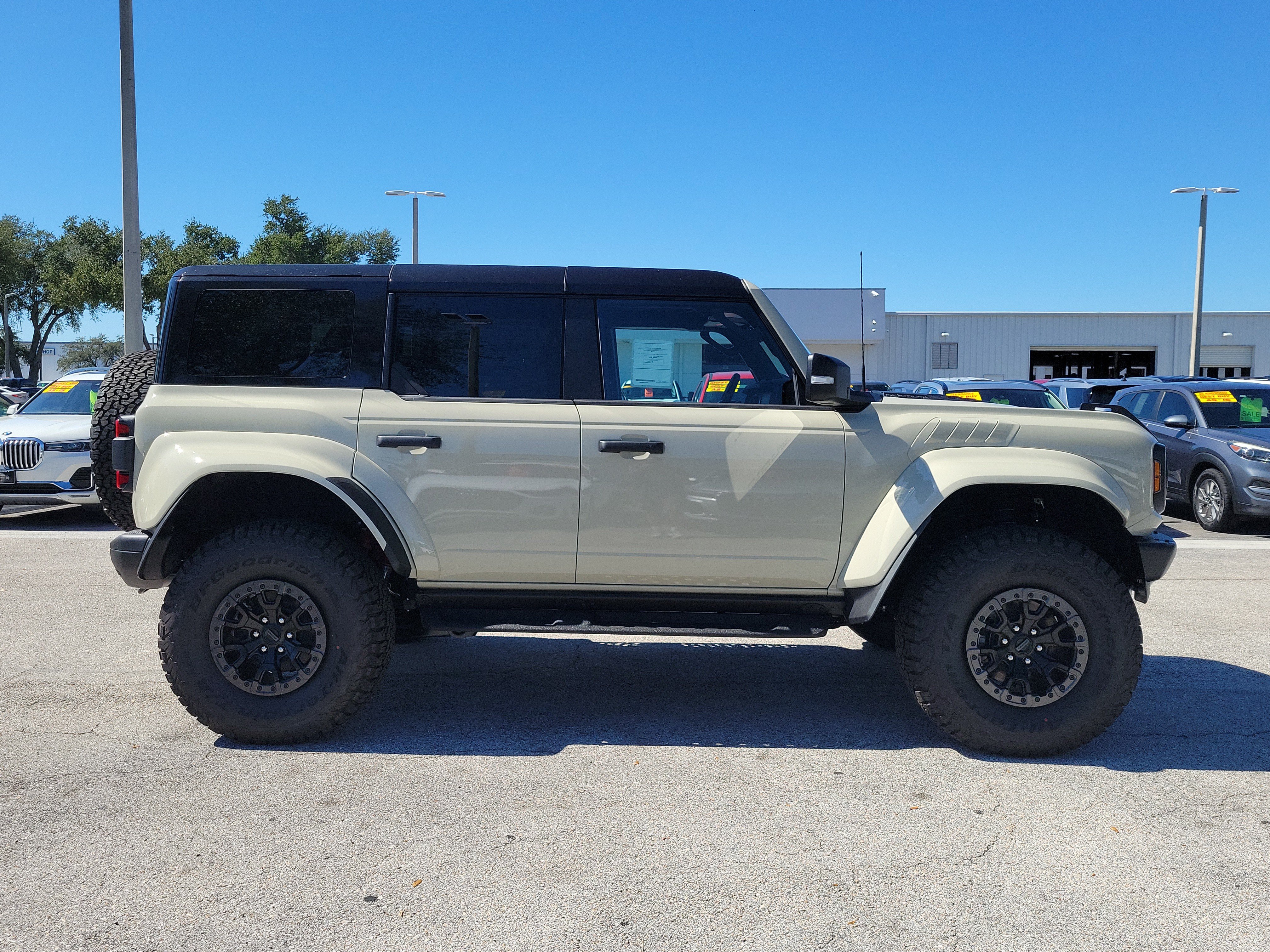 New 2026 Ford Bronco Raptor AWD/4WD image 1