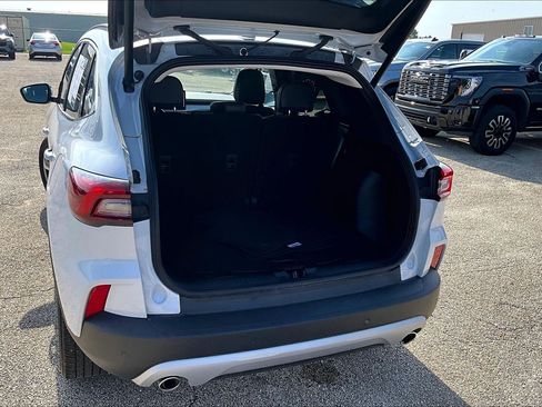 Used 2025 Ford Escape Platinum AWD/4WD image 19