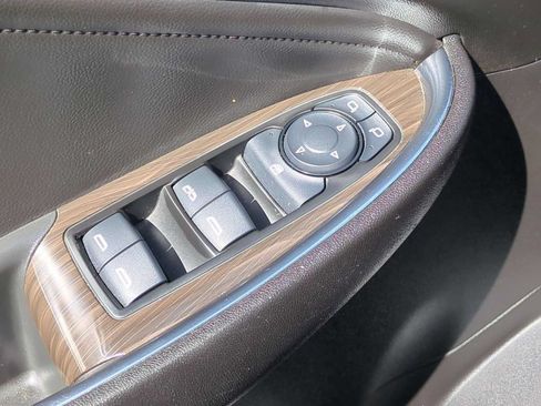 Used 2024 Chevrolet Malibu LT FWD image 23