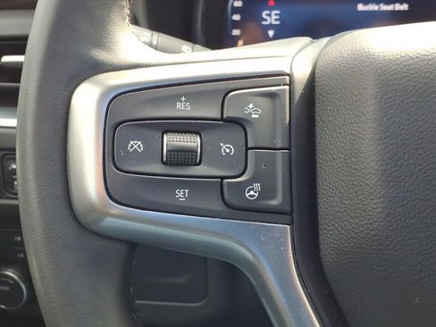 Certified 2024 Chevrolet Suburban Z71 w/ Luxury Package image 24