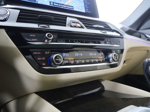 Certified 2023 BMW 530i 530i w/ Convenience Package image 23