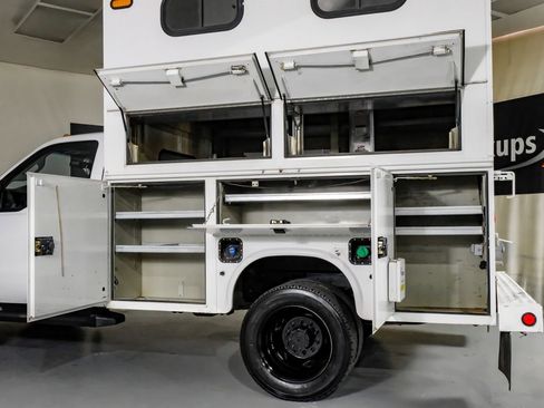 Used 2012 Ford F550 2WD Regular Cab Super Duty w/ Payload Upgrade Pkg image 24