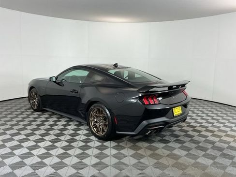 Used 2026 Ford Mustang GT Premium w/ GT Performance Package RWD image 7