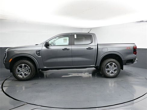 New 2025 Ford Ranger XLT w/ FX4 Off-Road Package image 9