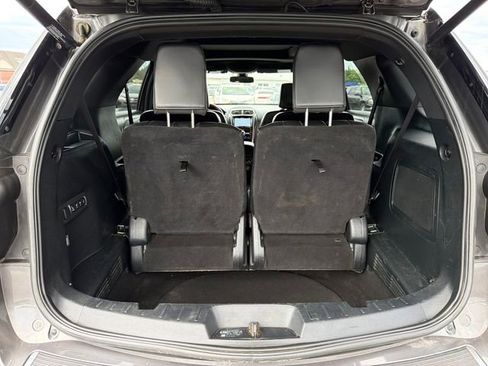 Used 2019 Ford Explorer Platinum AWD/4WD image 25