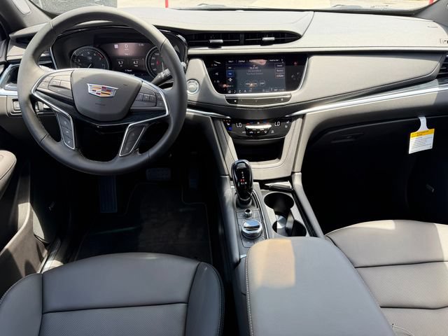 New 2026 Cadillac XT5 Premium Luxury w/ Driver Assist Package FWD image 10