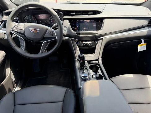 New 2026 Cadillac XT5 Premium Luxury w/ Driver Assist Package FWD image 10