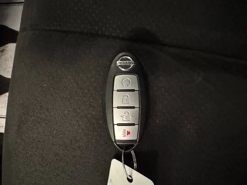Used 2017 Nissan Murano SV AWD/4WD image 17