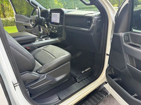 Used 2025 Ford F150 XLT w/ Equipment Group 301A Standard AWD/4WD image 24
