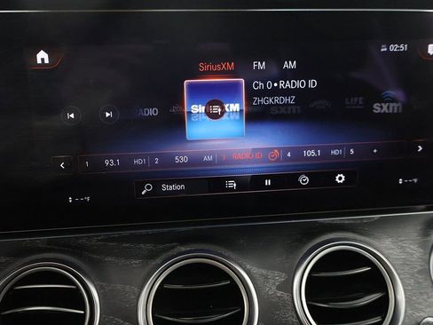 Used 2021 Mercedes-Benz E 350 4MATIC Sedan w/ Premium Package image 50