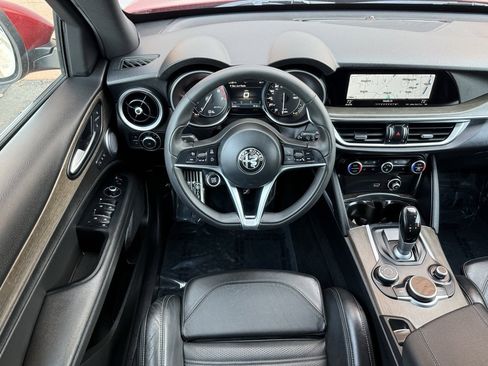 Used 2018 Alfa Romeo Stelvio Ti Sport image 22