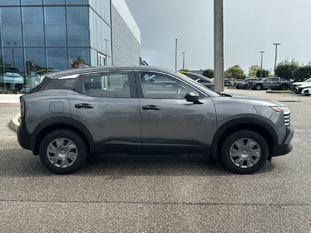 Used 2025 Nissan Kicks S FWD image 6