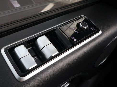 Used 2021 Land Rover Range Rover P525 Westminster Edition LWB image 36