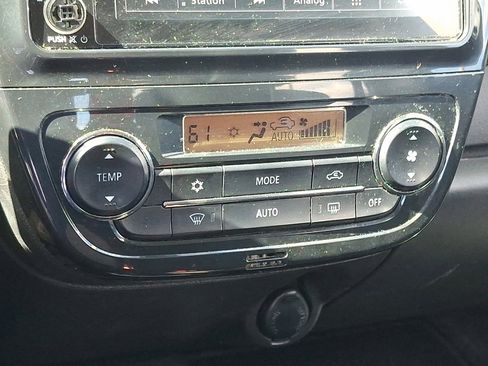 Used 2022 Mitsubishi Mirage ES image 29